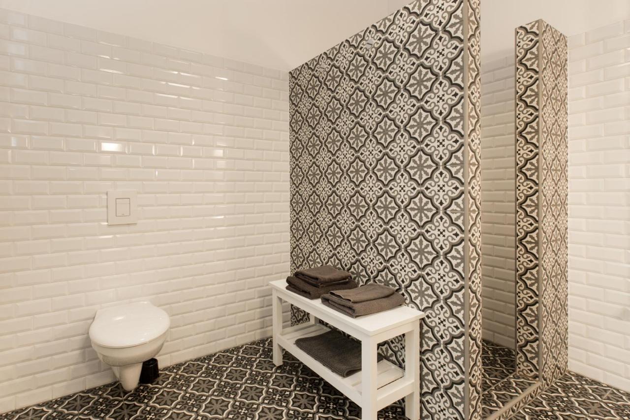 King Rustik & Central Apartment Budapest Bagian luar foto